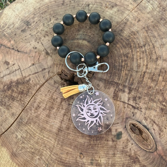 Sun & moon silicone beaded wristlet keychain - Picture 3 of 4